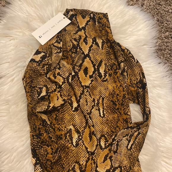 Vogue Sexy Lounge - Picture 3 of 3